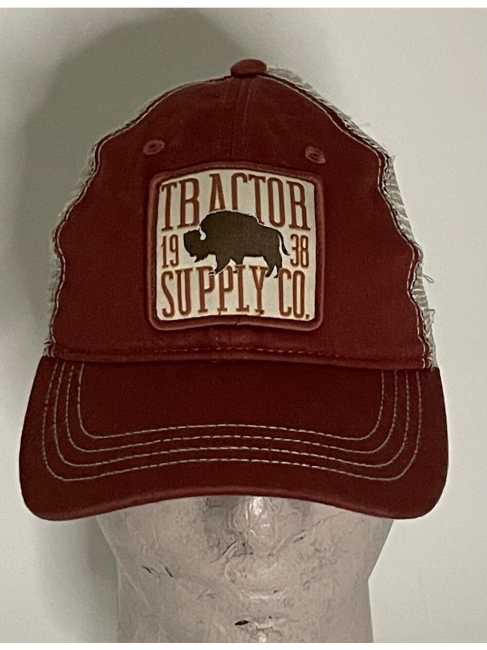 Tractor Supply Co Buffalo Hat 1938 Patch Red Tan Mesh Snapback Trucker Cap